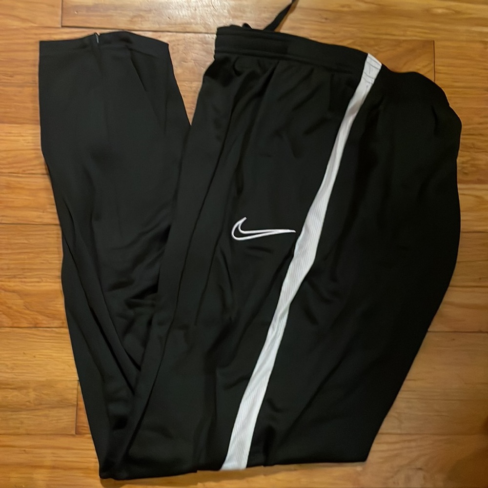 Nike Men’s Dri-Fit pants